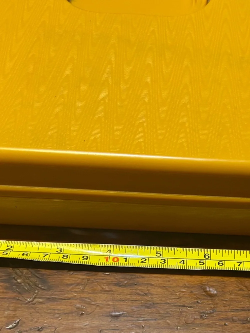 Wil-Hold  Wilson Plastic Thread Bobbin Sewing Box Mustard